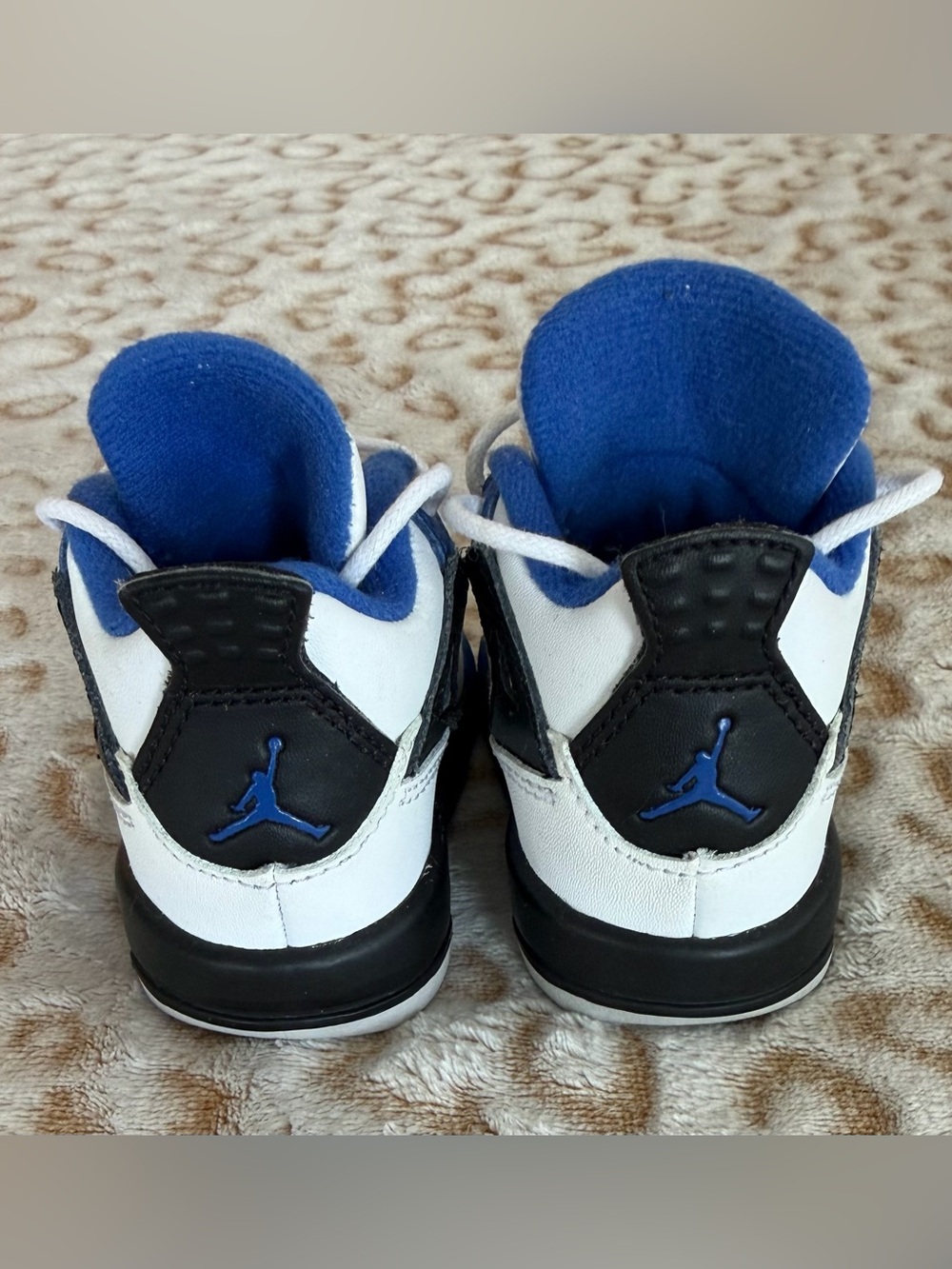 Nike Air Jordan 4 Retro Motorsport
Size: 2C (Toddler Baby’s) - Picture 4 of 10